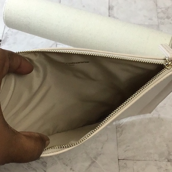 Paco Rabanne Parfums ivory pouch - Picture 3 of 4